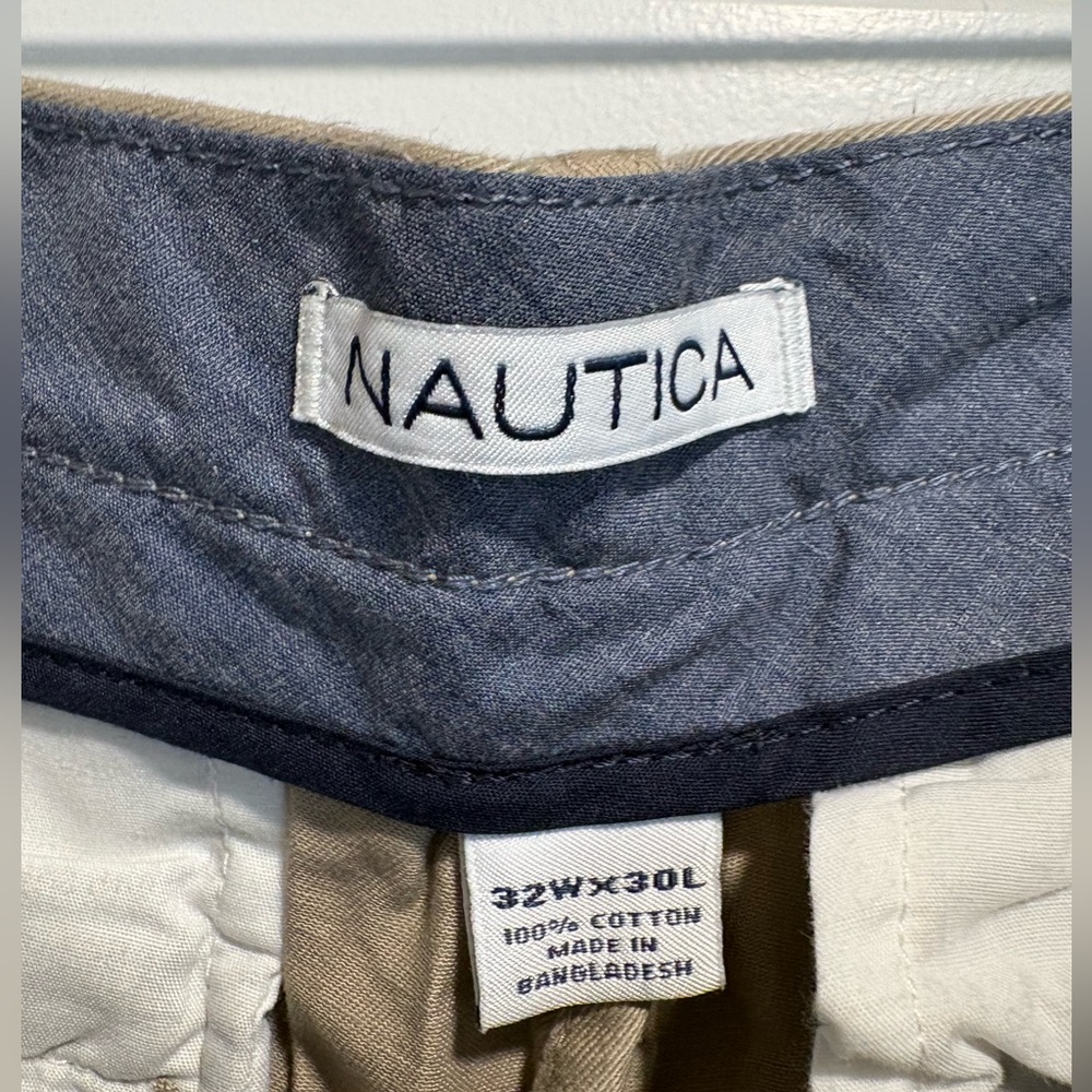 Men’s Náutica Khaki Pants - Picture 3 of 3